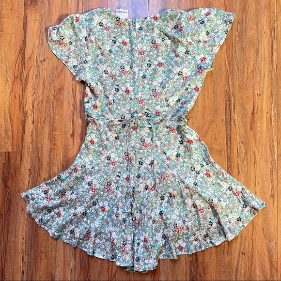 Skylar + Madison Floral Romper Size S - Picture 7 of 16